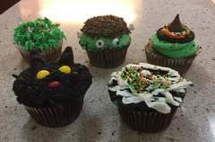 Kids: Halloween Scary Cupcakes